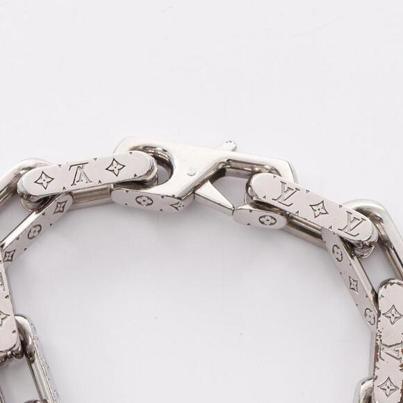 LOUIS VUITTON Silver Monogram Charm Bracelet - Picture 4 of 7